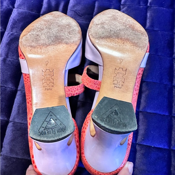 Fluevog Big Presence Earhart Asymmetrical D'Orsay Pump in Papaya/Lilac ๐งก๐ - Picture 9 of 13